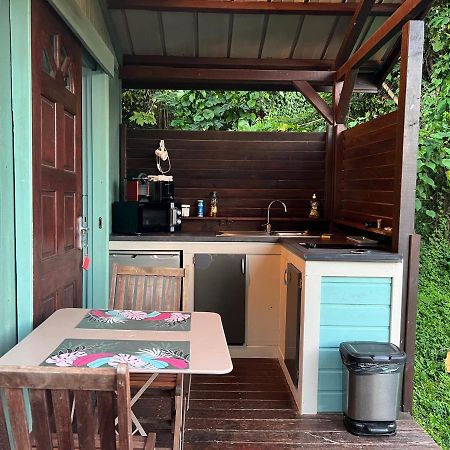 Charmant Bungalow Avec Piscine Saint-Joseph Екстер'єр фото